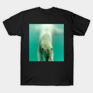 Polar bear swimming under water T-Shirt